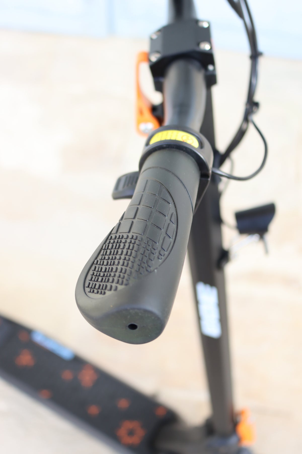 Trottinette électrique G1 350W 36V 7.8Ah